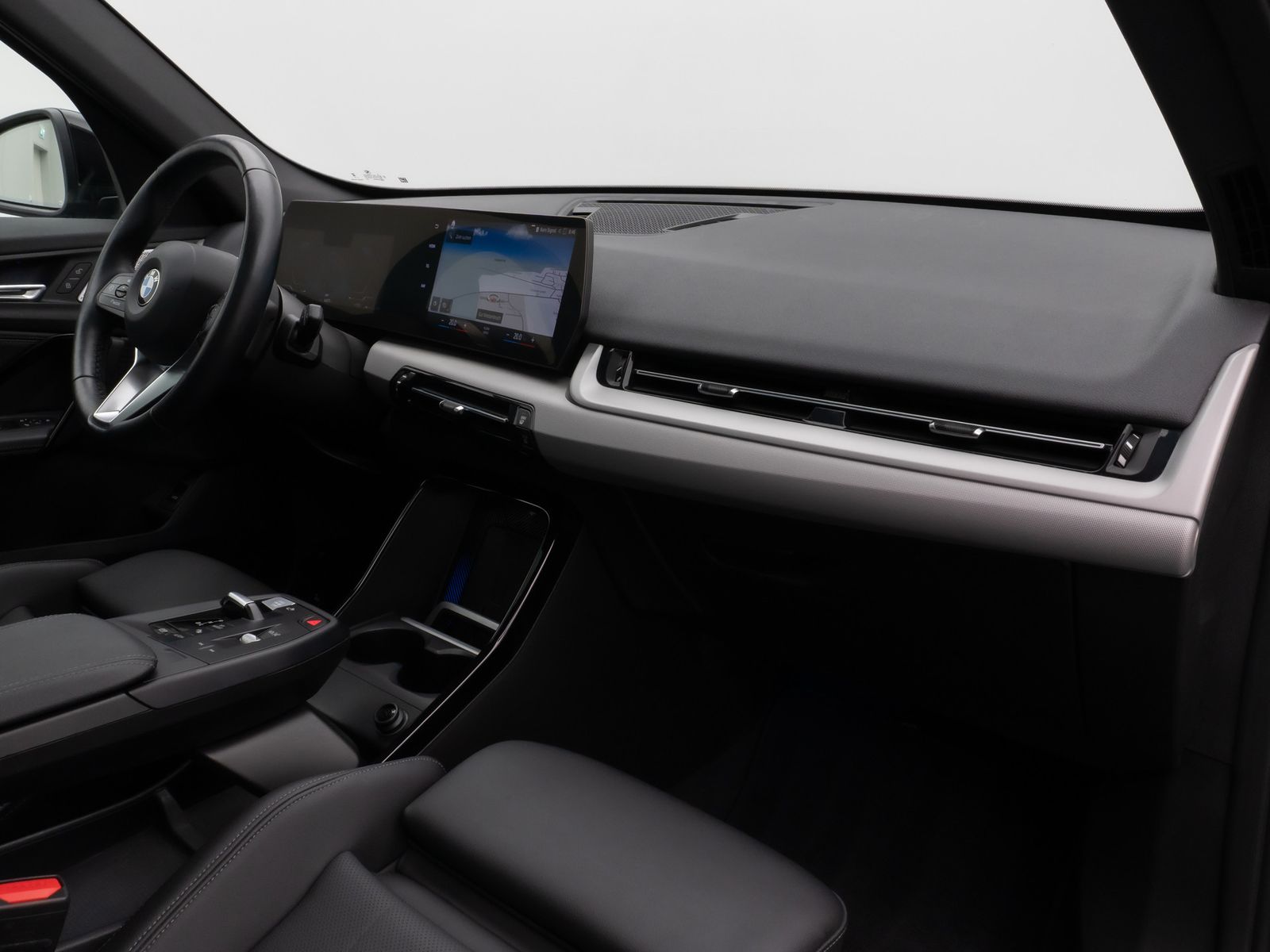 Fahrzeugabbildung BMW X1 sD18i Panorama Kamera DAB H/K Komfort Sport