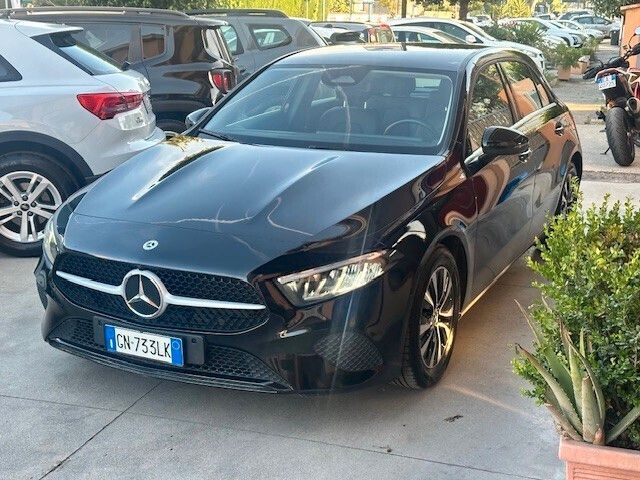 Mercedes-Benz Mercedes-benz A 180 d Automatic Business Extra 2 imagem 3