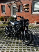 Husqvarna Svartpilen 125 My 2023 - HUSQVARNA SVARTPILEN 125