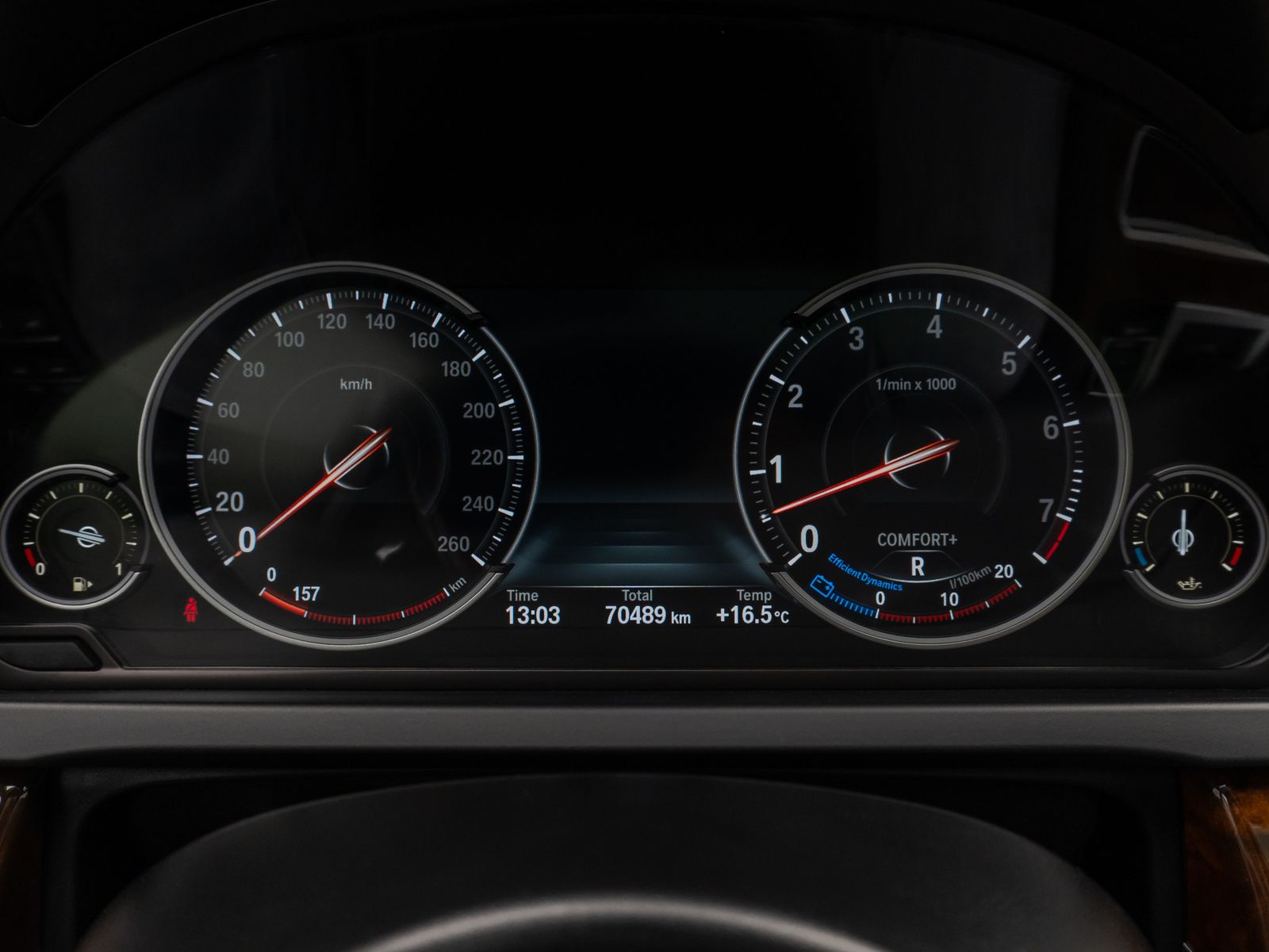 Fahrzeugabbildung BMW 760 Li M Sport Glasdach B&O HUD SoftCl NightVisi