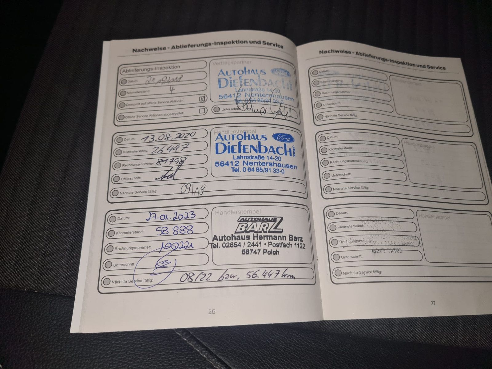 Fahrzeugabbildung Ford EcoSport Titanium / KAMERA / NAVI / GARANTIE