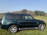 Mitsubishi Pajero 3,2 DI-D 4WD SUV-Star Automatik SUV-Star - gebrauchte Mitsubishi Pajero aus dem Jahr 2016