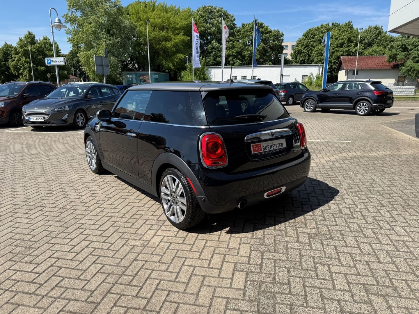 Fahrzeugabbildung MINI Cooper Mini  Seven Chili 1.5 One