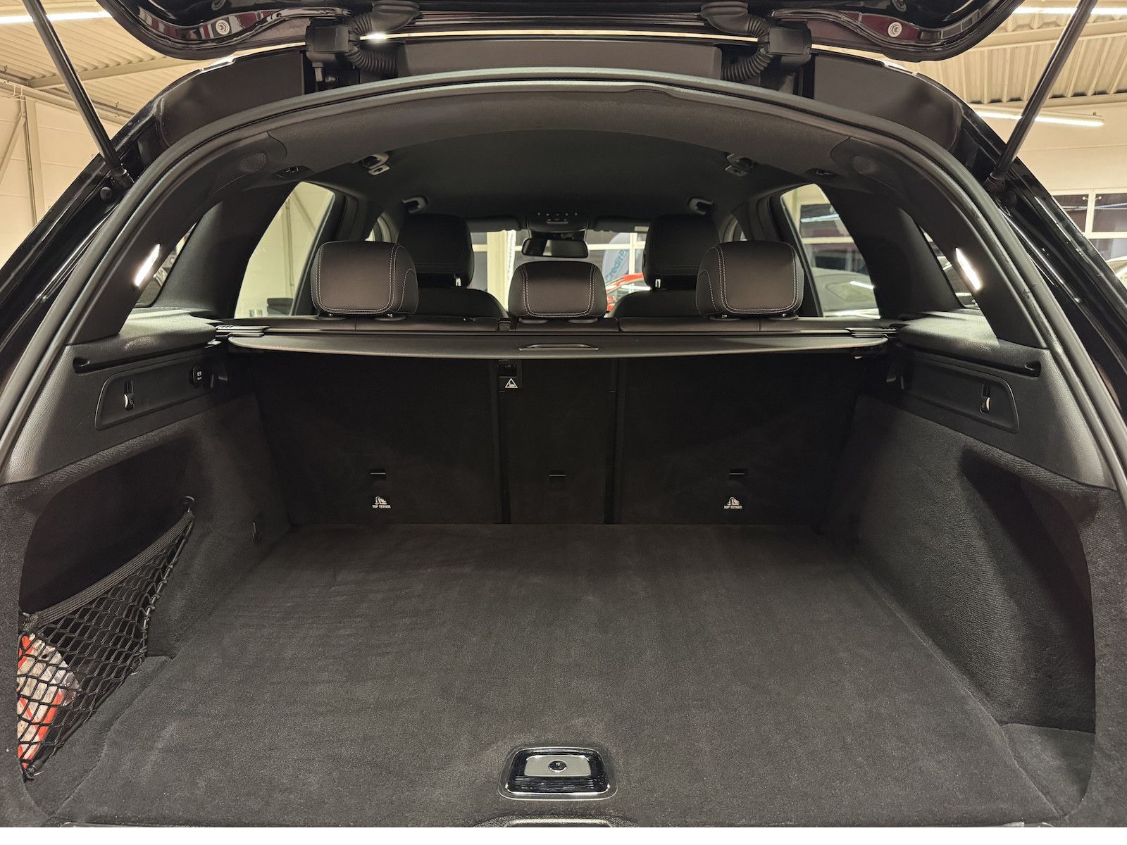 Fahrzeugabbildung Mercedes-Benz GLC 250 4Matic /LED/Navi/CAM/Spur/Ahk
