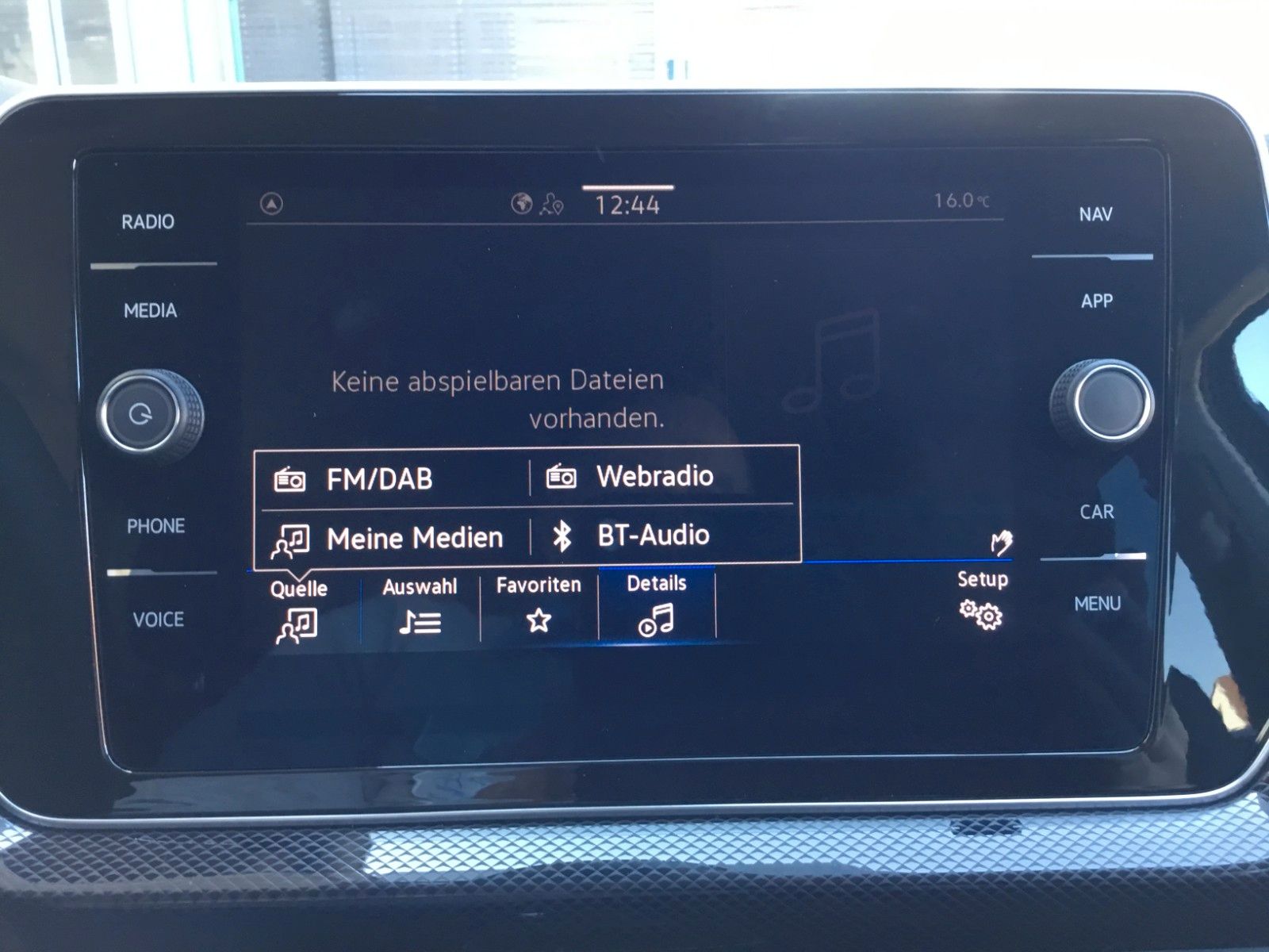 Fahrzeugabbildung Volkswagen T-Cross 1.0 TSI DSG GOAL+AHK+ACC+AppConnect+LED