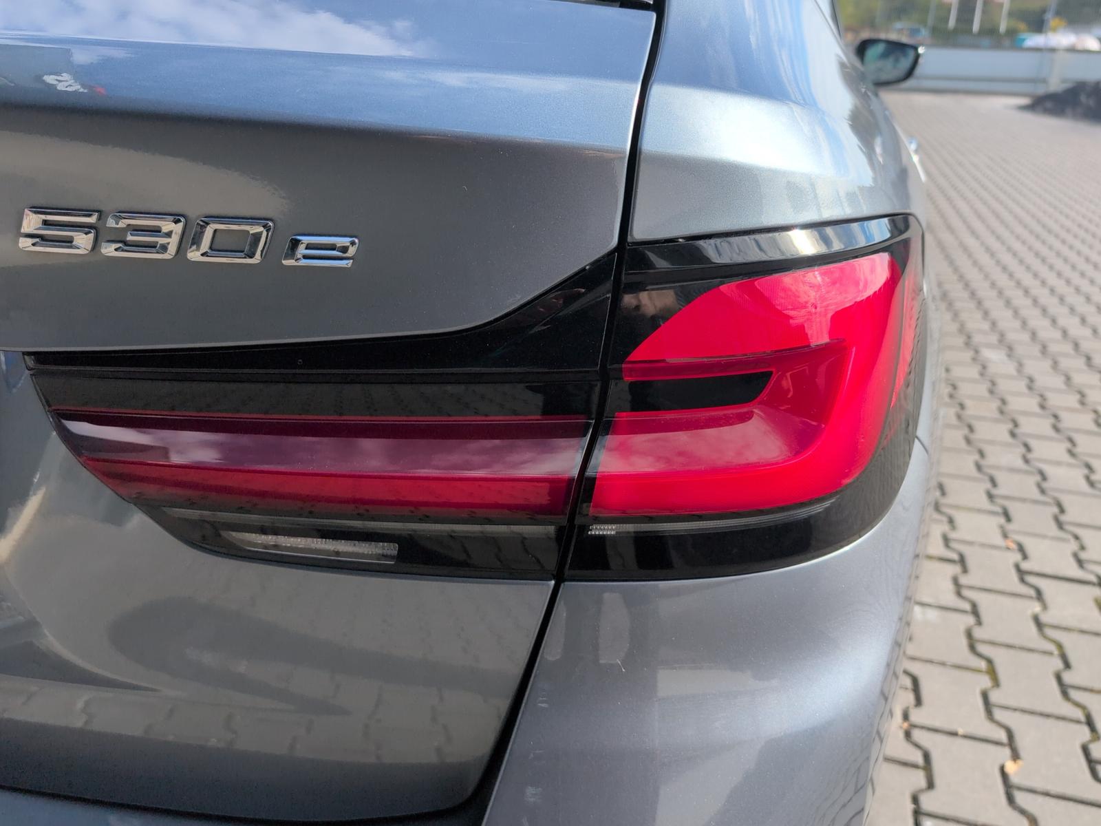 BMW 530 e T. Luxury Line LC-PROF+LEDER+AHK+LED+KAMER