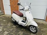 Piaggio Vespa Primavera 125 (nur 1800km)