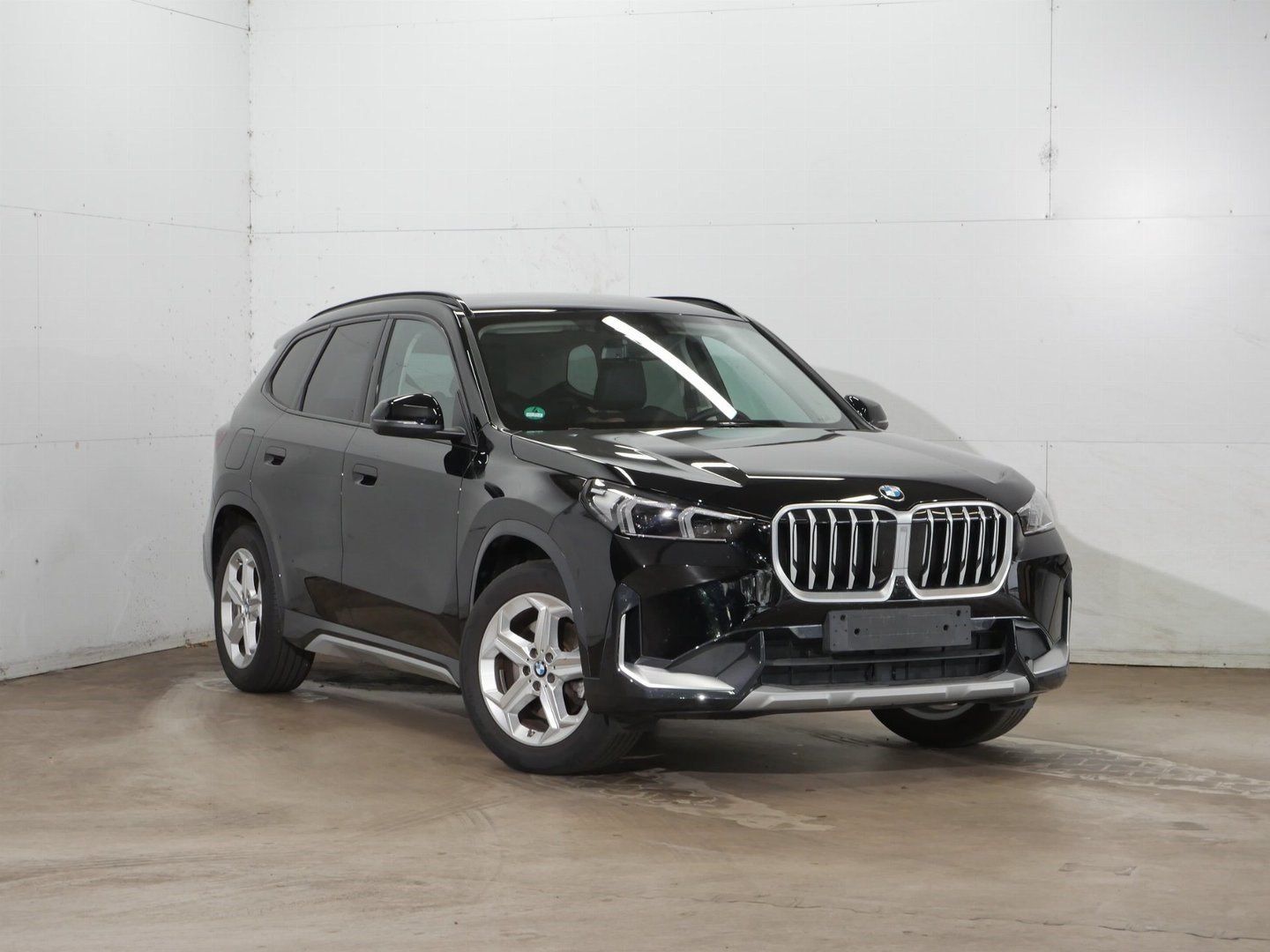 BMW X1 xDrive23i xLine DrivingAssistProf HeadUp foto 3