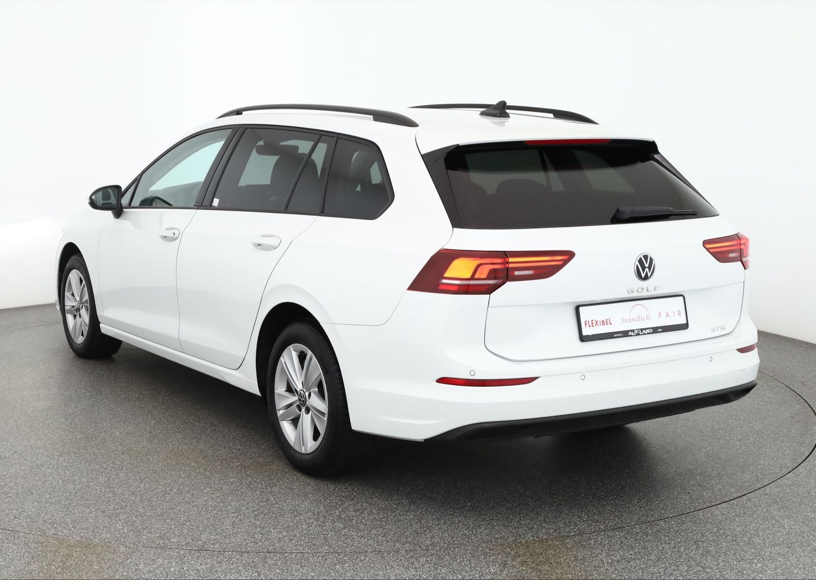 Volkswagen Golf VIII Variant 1.5 eTSI DSG LED Sitzheizung imagem 3