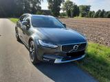 Volvo V90 Cross Country T5 AWD Pro Geartronic Pro - Volvo V90 Cross Country von privat