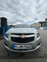 Chevrolet Cruze Ls - Chevrolet Cruze: Von Privat