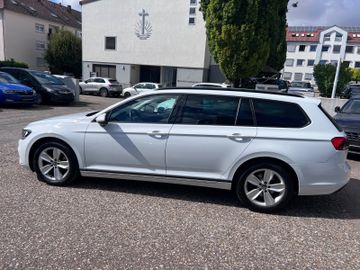 Volkswagen Passat Variant - 12