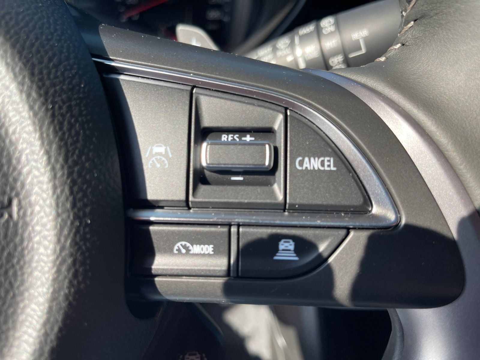Fahrzeugabbildung Suzuki Swift 1.2 Dualjet Comfort+ Automatik Navi Kamera