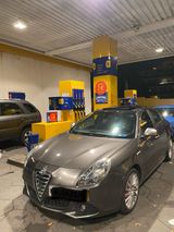 Alfa Romeo giulietta 2.0L jtdm Diesel 170ps - Alfa Romeo Giulietta mit Diesel-Antrieb: Limousine, 2.0