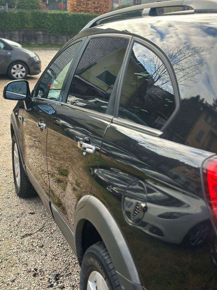 Chevrolet Captiva 2012 — photo 9