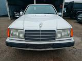 Mercedes-Benz 230 W124* ERST 50TKM*AUTOMATIK* - Mercedes-Benz 230: W124 230e