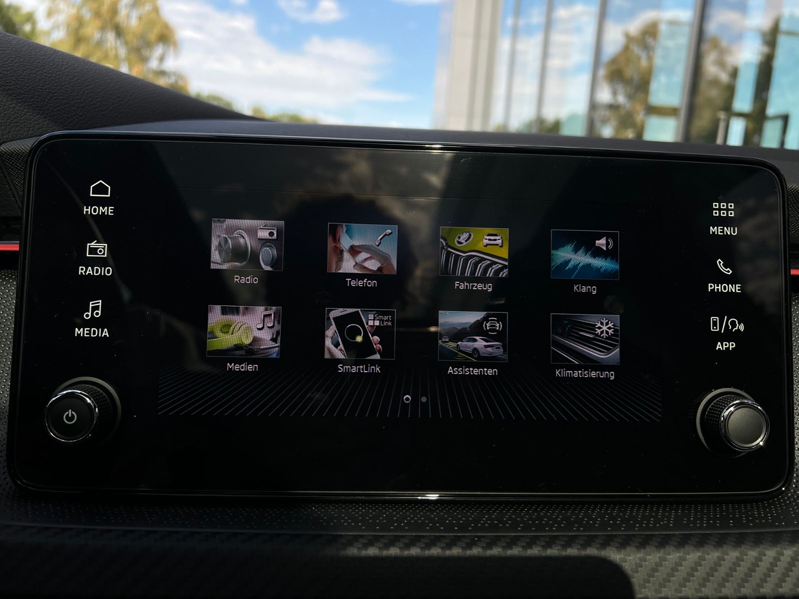 Fahrzeugabbildung SKODA Kamiq Monte Carlo 1.5 TSI DSG *AHK vorb., Matrix