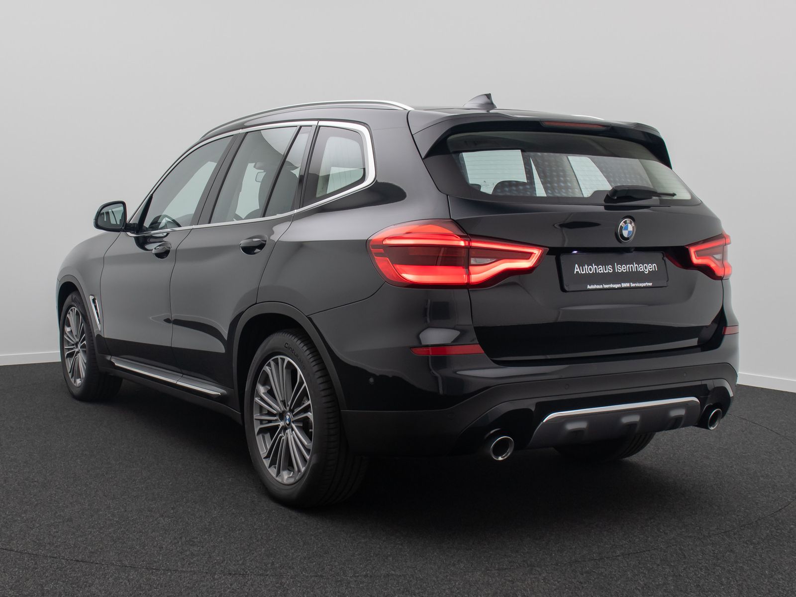 Fahrzeugabbildung BMW X3 xD30d Luxury Line DAB Kamera LED Alarm 19Zoll