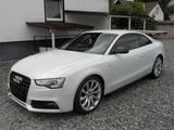 Audi A5 Coupe 3.0 TDI quattro S-Line Competition - Audi A5 aus 2012 mit Diesel-Antrieb: Sportwagen