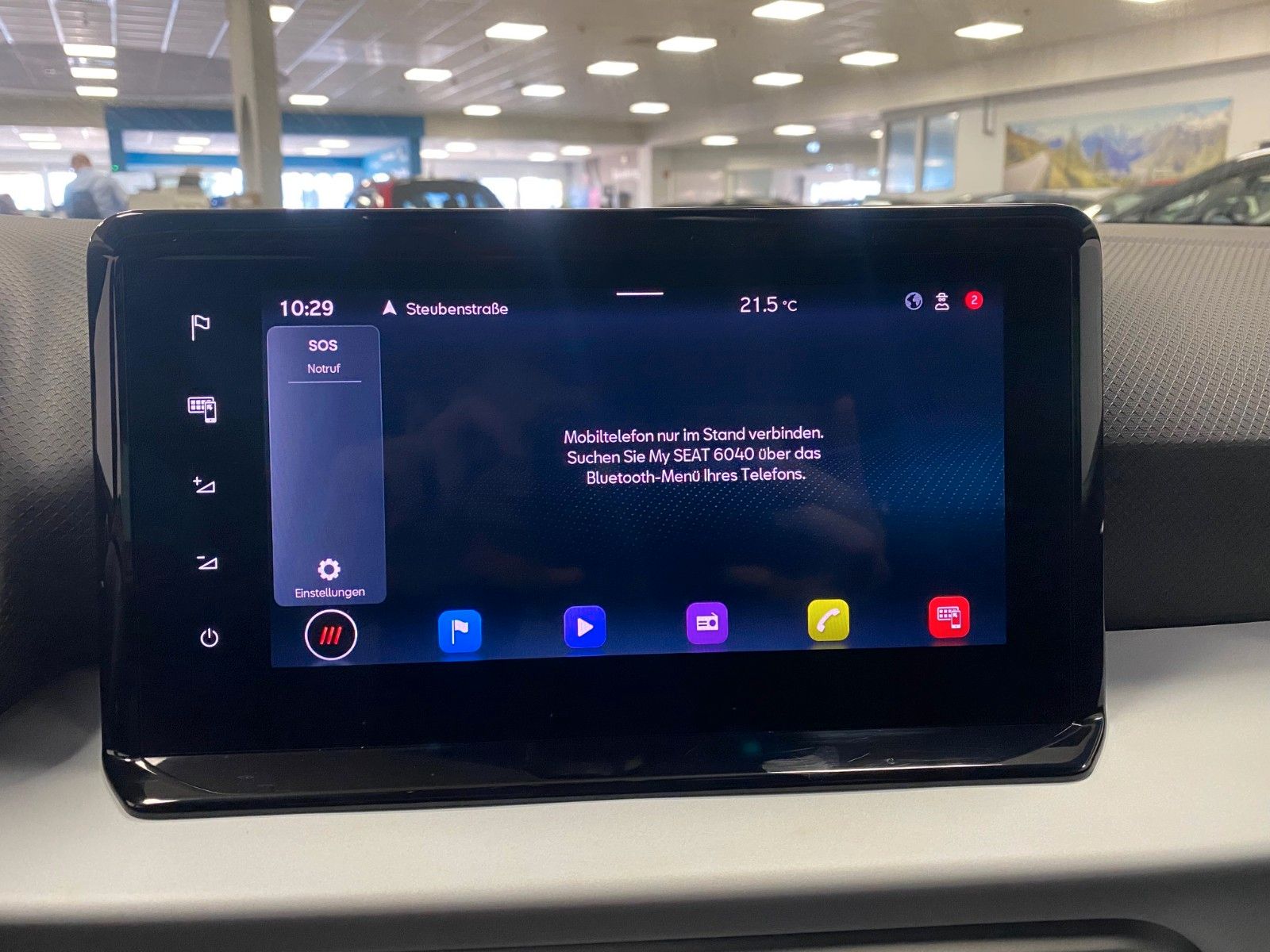 Fahrzeugabbildung SEAT Arona 1.0 TSI STYLE DSG+NAVI+LED+APP+TEMPOMAT+++