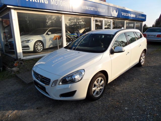 Volvo V60 D4 Momentum