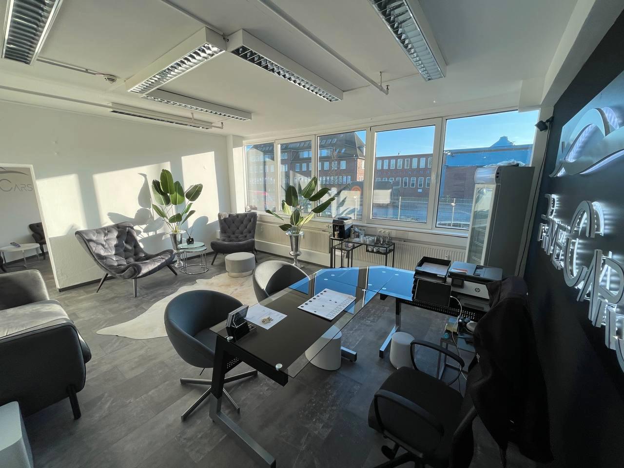 showroom-image-main