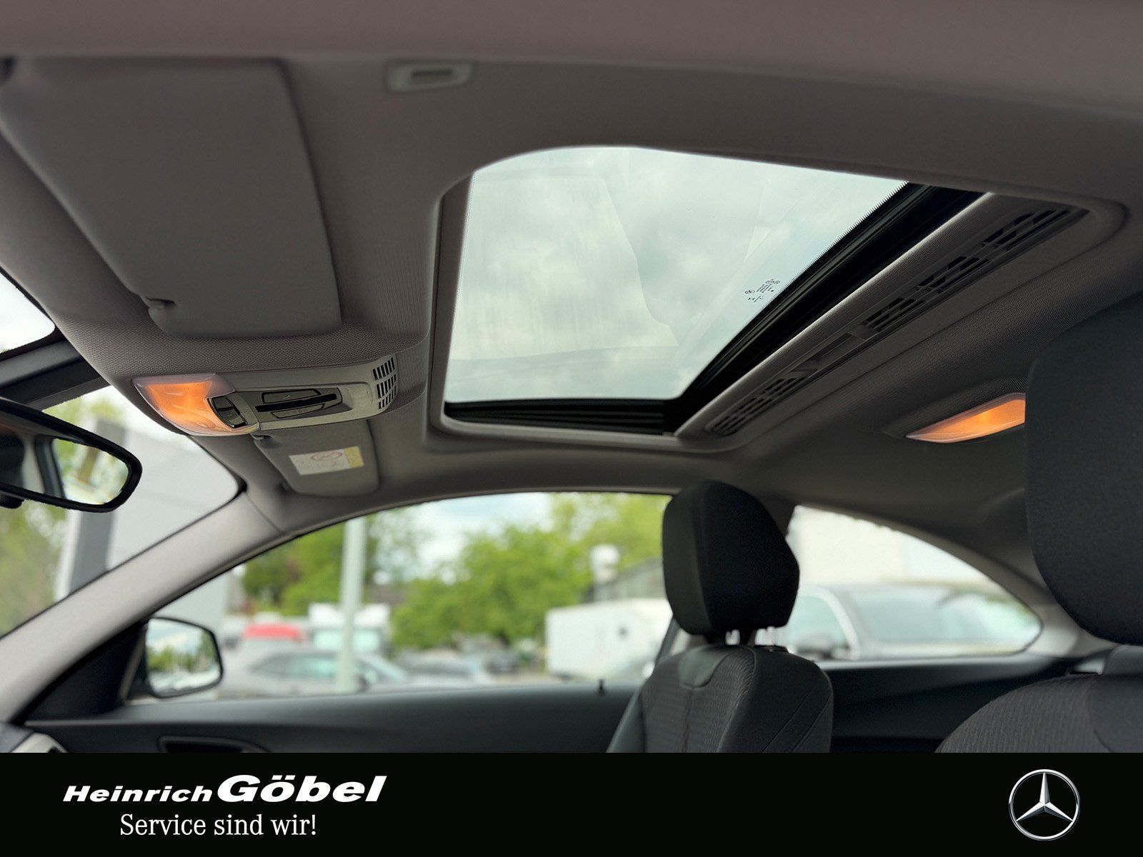 Fahrzeugabbildung BMW 2er - 220i wenig KM 10.820