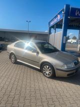 Skoda Octavia Limousine Automatik - gebrauchte Skoda Octavia aus dem Jahr 2004