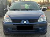 Renault Clio II Campus. - Renault Clio aus 2005: Campus
