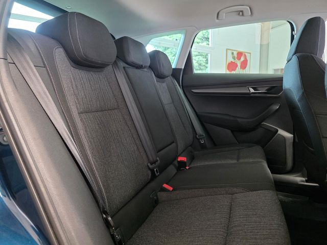 SKODA Karoq — Foto 27