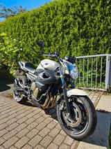 Yamaha XJ 6 - YAMAHA 2010 XJ6