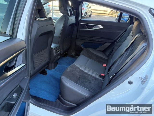 Fahrzeugabbildung Renault Rafale Esprit Alpine E-TECH Hybrid 300 4x4 Pano
