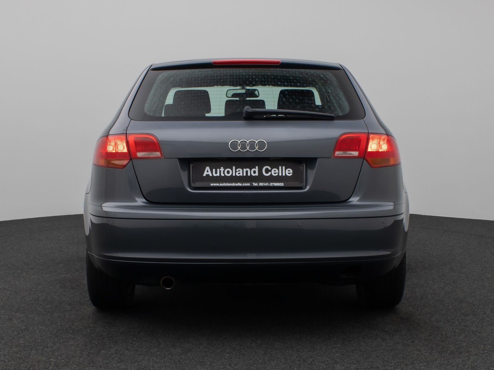 Fahrzeugabbildung Audi A3 Sportback 1.6 FSI Ambiente Sitzhzg PDC Xenon