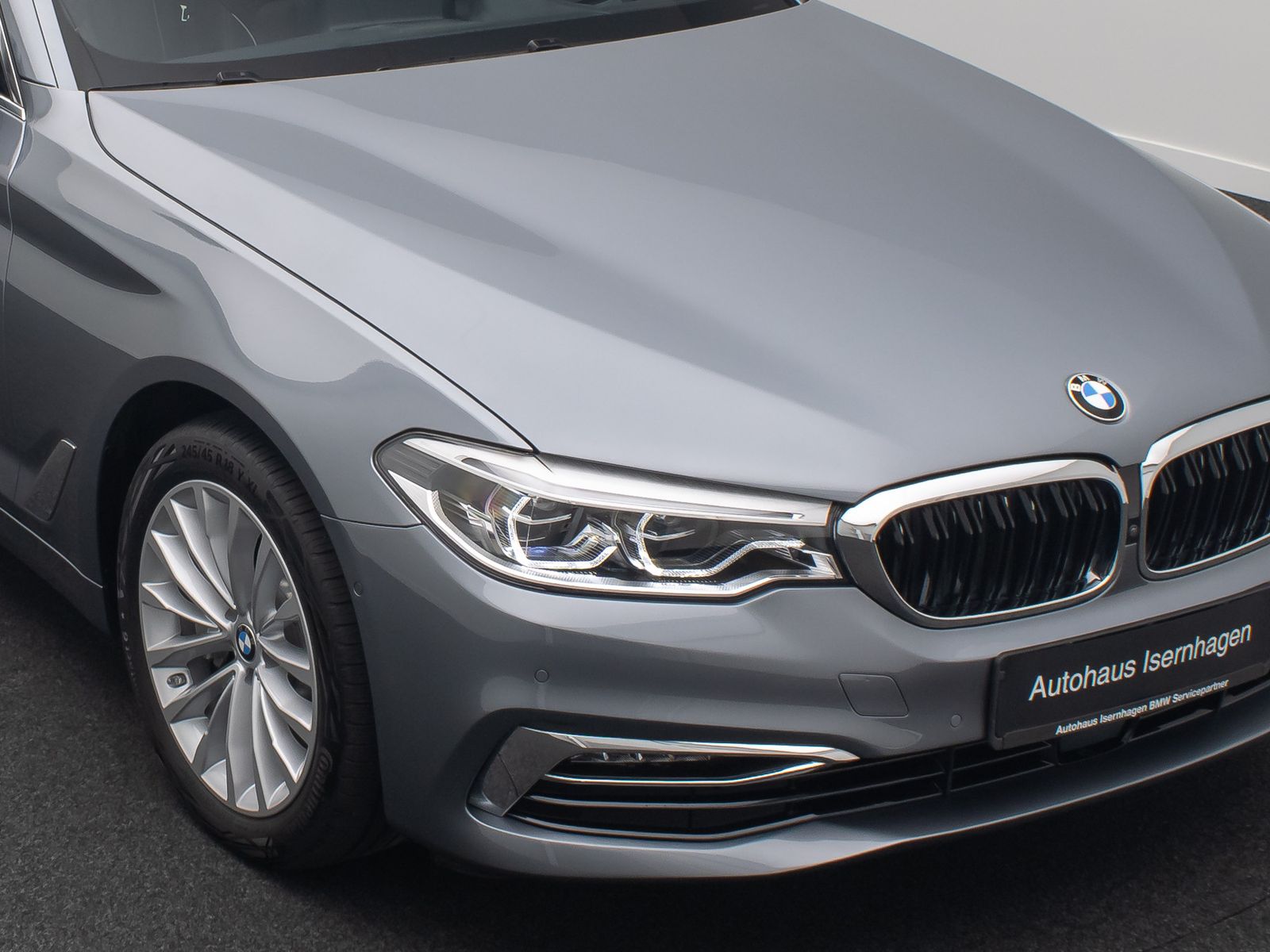 Fahrzeugabbildung BMW 530e Luxury Line ACC 360&deg; DAB Alarm Individual