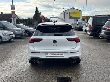 Volkswagen Golf GTI Clubsport 2,0l TSI 300PS 7-Gang-DSG
