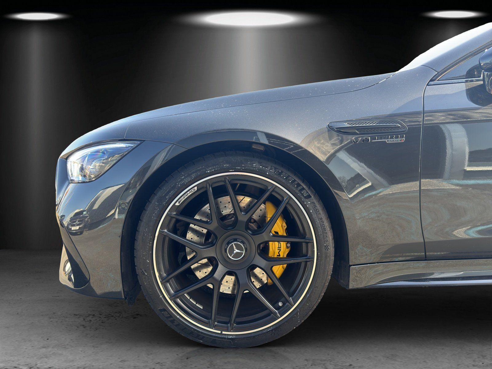 Fahrzeugabbildung Mercedes-Benz GT63S Carbon DISTRO Massage AHK Pano Standhz 21"
