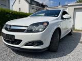 Opel Astra GTC 1.6 Turbo ECOTEC Sport 132kW - Opel Astra: Ecotec