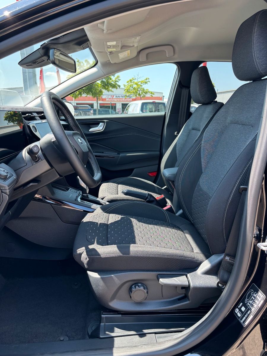 Fahrzeugabbildung Ford Puma Titanium