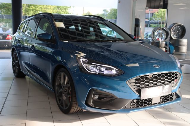 Fahrzeugabbildung Ford Focus Turnier ST 2.3 Eco |1HAND|B&O|KAMERA|LED|