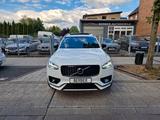 Volvo XC90 R-Design AWD B5*PANO*HuD*360°*AHK*MEMORY*HK - Volvo Gebrauchtwagen in Recklinghausen