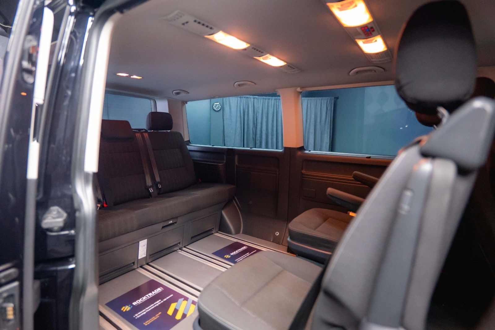 Fahrzeugabbildung Volkswagen T6 Multivan 2.0 TDI DSG Lang *ACC*CarPlay*DAB*