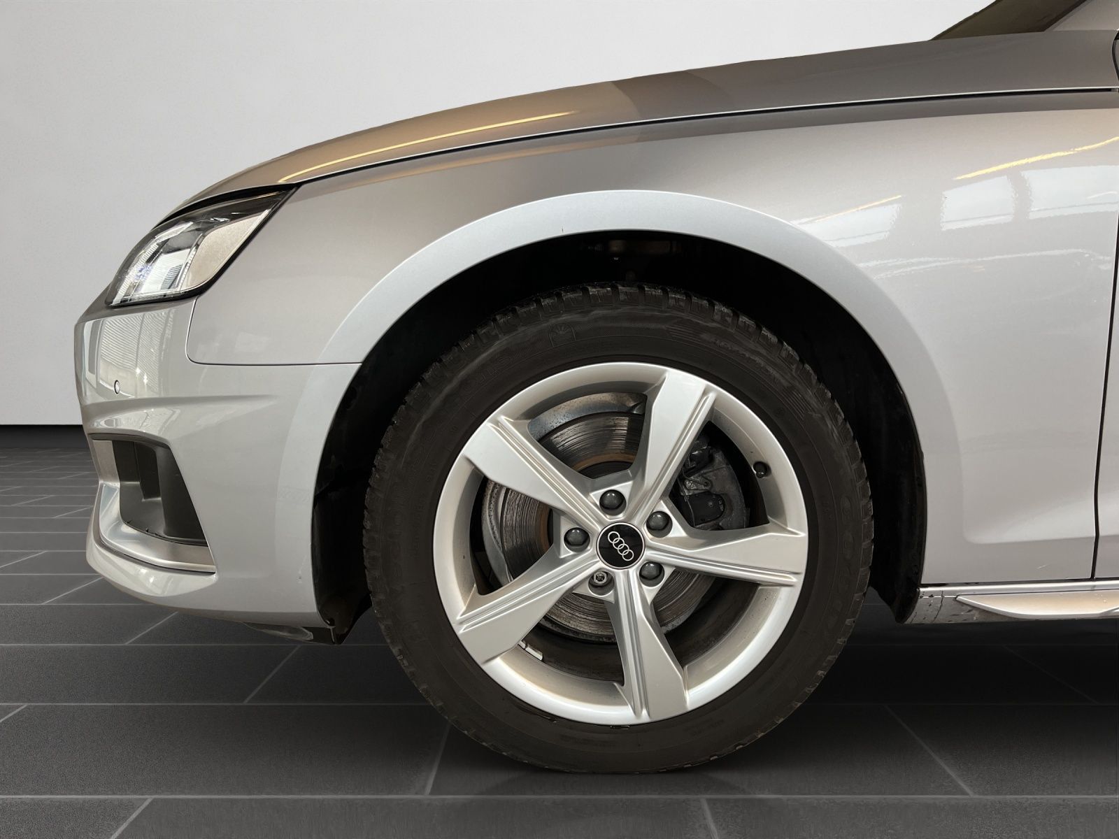 Audi A4 - Bild 9