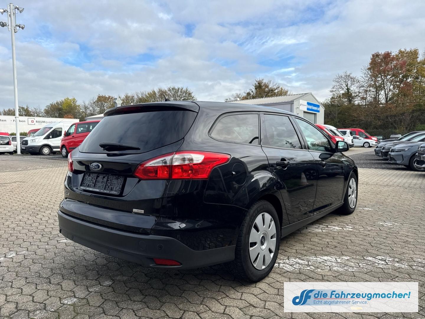 Ford Focus 2012 — engine 998 cm³, 101 HP (74kW)