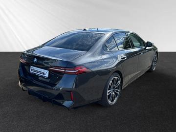صورة 3 لـ 2024 BMW I5
