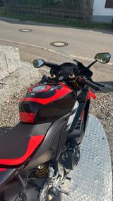 Aprilia RSV4 1100 Factory E5+ 2025er Lagerfahrzeuge! - APRILIA RSV4 1100