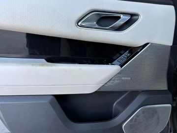 Land-Rover Range Rover Velar - 10