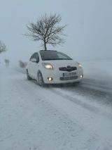 Toyota Yaris xp9 mit Schiebedach - Toyota Yaris Gebrauchtwagen in Oldenburg