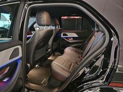 Fahrzeugabbildung Mercedes-Benz GLE 300 d 4Matic *AMG-LINE* (DISTR/CAM/MULTIBEAM