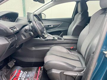 Peugeot 5008 - 10
