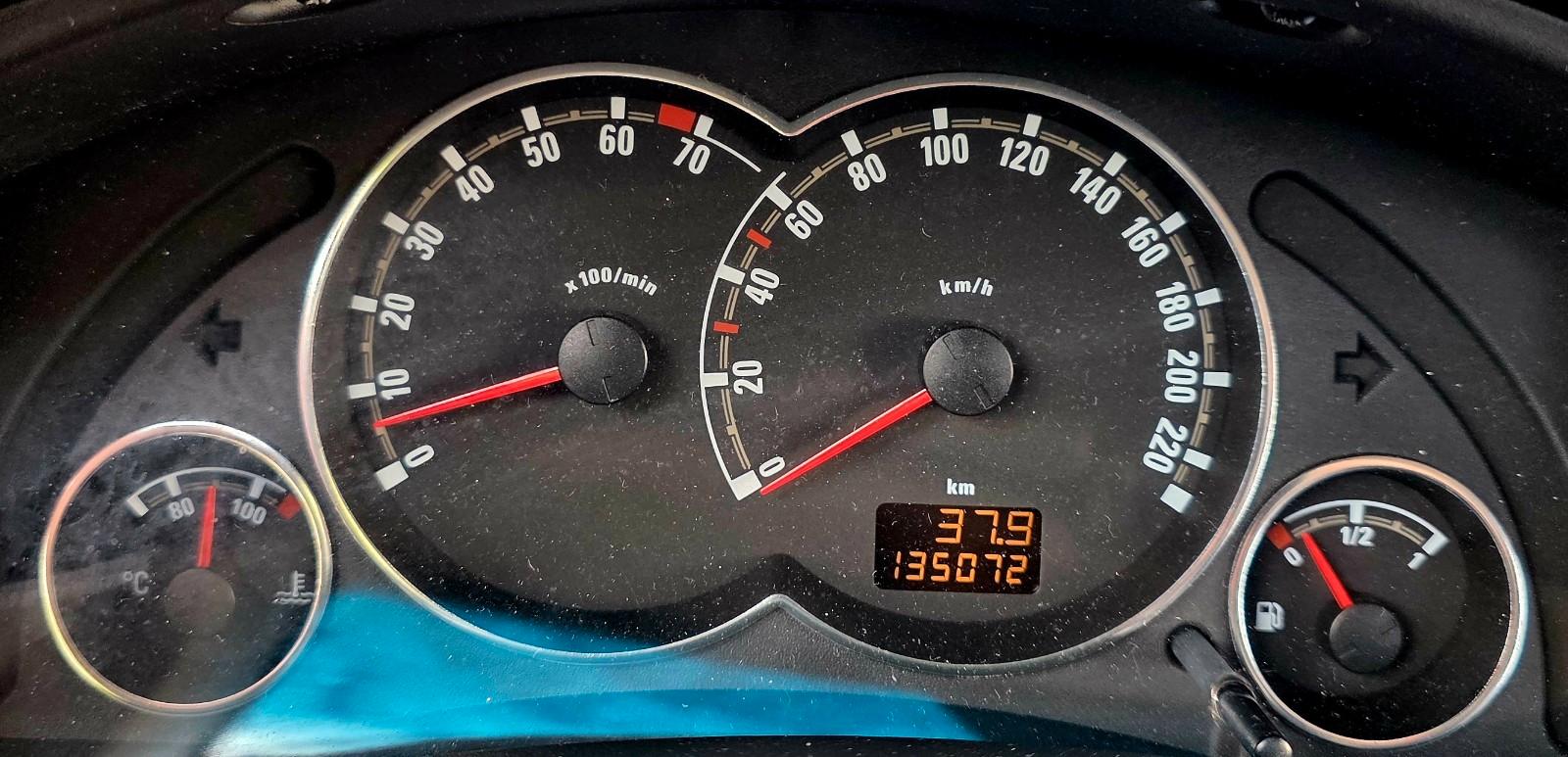 Opel Meriva 2009 — photo 30